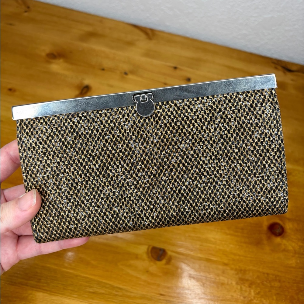 Bebe Clutch Purse Gold Metallic Mesh Metropolitan Silver Metal Clasp Formal Glam